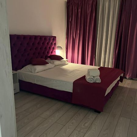 Cris Sunny Apartaments Неводарі Екстер'єр фото