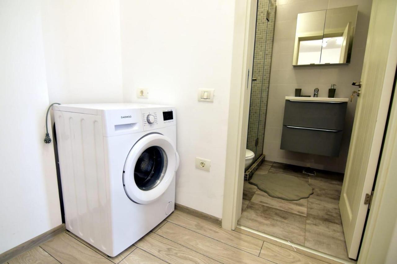 Cris Sunny Apartaments Неводарі Екстер'єр фото